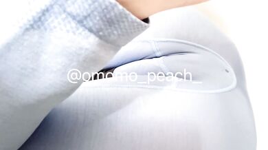 【ヨガのレッスン中におもらし】#omorashi #peeaccident #desperation wetting #pee desperation
