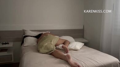 Acordando a casada com uma socada anal profunda