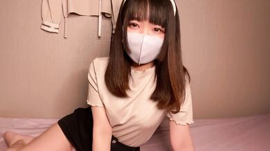 ファッションチェックのつもりが敏感乳首が反応しちゃってそのまま何回もイッちゃった…