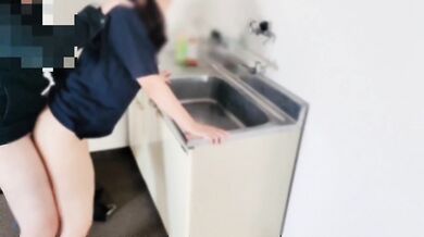 Want to peek into the secrets of the hot water room? Japan Standing Back Amateur Cowgirl