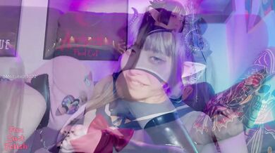 Succubus Melu seduces slave with hands and feet
