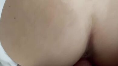 Playing with tight Korean pussy