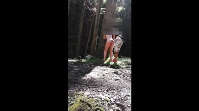 山の中で全裸オ〇ニーしてそのご褒美をもらいました