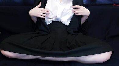 JAPANESE SCHOOLGIRL ACTIVATE HERSELF BEFORE MASTURBATION AND RECORD IT ON CAMERA