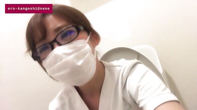 残業後のこっそりオナニー…エロ看護師の自宅オナ