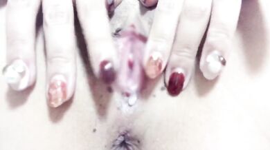 ピンク美まんこドアップくぱぁ広げて奥まで丸見え　素人自撮り電マ白濁マン汁溢れ出るクリイキオナニー　No.3