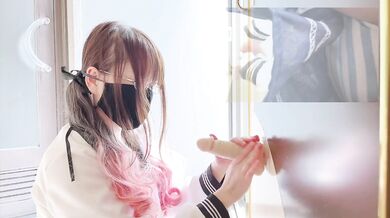 【個人撮影】壁にディルドをくっつけてバックで突かれる妄想をしながらオナニーする女学生日本人/素人/オナニー/マッサージ/japanese/amateur/massage
