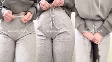 【スウェットの紐が解けずおもらし】#omorashi #peeaccident #desperation wetting #pee desperation