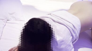 【人妻 個人撮影】クンニが気持ちよすぎて何回でもイケるでも、手まんも好きイってもイっても責められて連続イキ 絶叫 痙攣