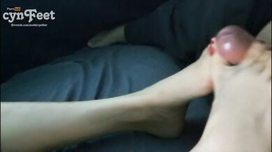 Toejob - Ep.4 - RED NAILS
