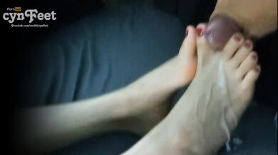 Toejob - Ep.4 - RED NAILS