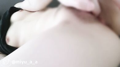 【個人撮影】ムラムラしすぎて糸引いちゃうくらい濡れちゃった変態女子大生がオナニーする動画 スマホ撮影