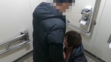 [Insertion] Insert scene taken on January 7, 2024 in the park at midnight [24-No01-06]