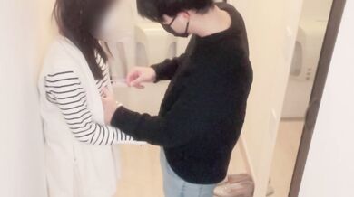 Cohabitation life] "Don't get acme yet ... /OL/amateur//pov/beauty/nice ass/cute/couple/selfie/smartphone/beautiful girl