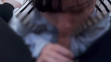 A girl who swallows semen squeezed out solely by blowjob