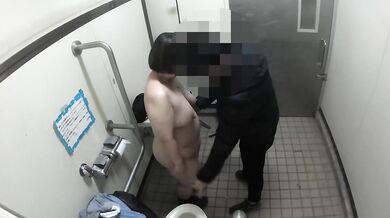 【変態】住宅街にある公園で撮った立ちバックシーン(撮影日：2024年2月24日)【立ちバック】