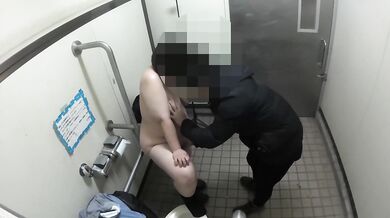【変態】住宅街にある公園で撮った立ちバックシーン(撮影日：2024年2月24日)【立ちバック】