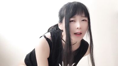 ローターと乳首攻めでアヘ顔しまくってイく…