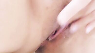 Delusional masturbation in the company toilet. I peeed a lot when I imagined my boss fingering and and dying