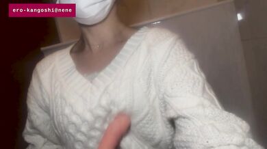 勤務終了後のエロ行為…。変態看護婦が公衆トイレで…痴漢からの一人オナニー