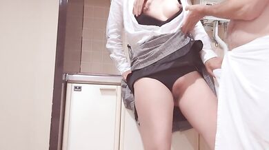 Japanese schoolgirl gets in the kitchen