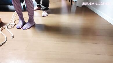 体を結われ放置されると、寂しくて恋しくて、心はせつなげな音をたてました。いつまでも従順なペットでいるから、どうか棄てないでください…ご主人様のおそばにずっといさせてください。【あまいSMせつないSM】