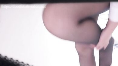 [Peep] Beautiful OL pantyhose The crotch exposed while changing clothes is very erotic [Voyeur styl