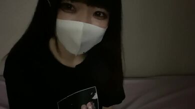 隣の人に聞こえないように…息を潜めても声が漏れちゃうTバック激イキオナニー