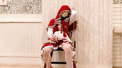 【Petite】Little Red Riding Hood Screaming Masturbation Continuously With Electric Massager Japanese