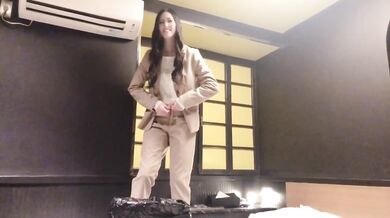 【한국어 자막】재난용 화장실을 여자가 사용한 결과 | 일본의 아름다운 오줌.바이브레이터,자위행위, 시오후키