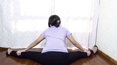 Solo sex from stretching