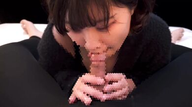 A college junior ejaculated into his hand with a nice blowjob and then tasted delicious!