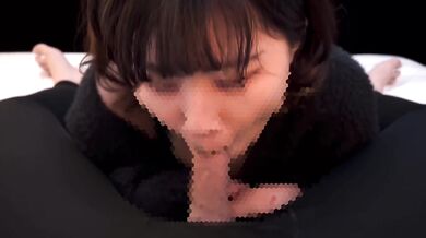 A college junior ejaculated into his hand with a nice blowjob and then tasted delicious!