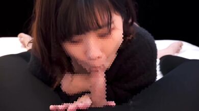 A college junior ejaculated into his hand with a nice blowjob and then tasted delicious!