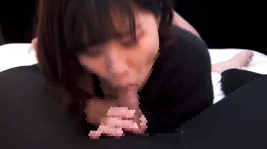 A college junior ejaculated into his hand with a nice blowjob and then tasted delicious!