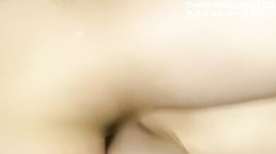 A beautiful woman whose shaved pussy was creampied during a live broadcast.