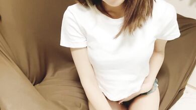 Japanese girl uncensored rubbing orgasm /big ass girl uses vibrator to clit continuous climax
