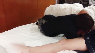 制服コスプレ：ミニスカでセックス、中出し、フェラチオ、クンニ