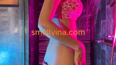 Horny Hot Thai Wiggles And Dances With Her Sexy Dance Tease