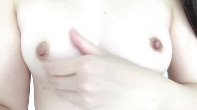 【自撮り撮影】現役女子大生のおっぱい