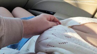 I Picked Up Hot Brunette Big Tits in Cute Sweather with No Bra after College 18+