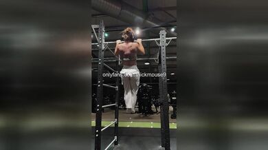 TikTok Stretch Duo: Teen Hole Stretched Wide Live