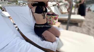 VLOG MONACO - I show off at the beach and get fucked in the public shower