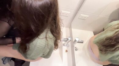 Sex in the bathroom at a party