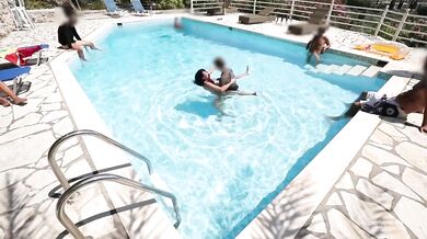 Kinky cumshot party in the Porno Villa! My asshole is for everyone! Free choice of hole!
