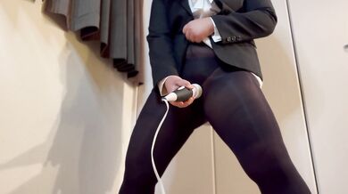 Perverted office lady squirts a lot while wearing stockings