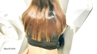 CUTE TINDER DATE PUBLIC CR BLOWJOB TURNED INTO RISKY SEX - Filipina Porn Video