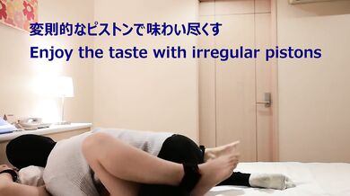 Japanese amature soft SM play with a 30-year-old perverted wife in a hotel