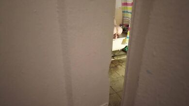 Жёстко отимел мастурбирующую мачеху в душевой