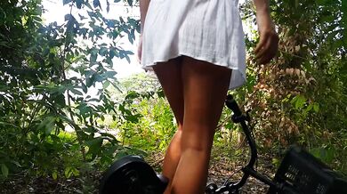 Bike FUCK ME in the Jungle and in my reply I PISS him without Merci